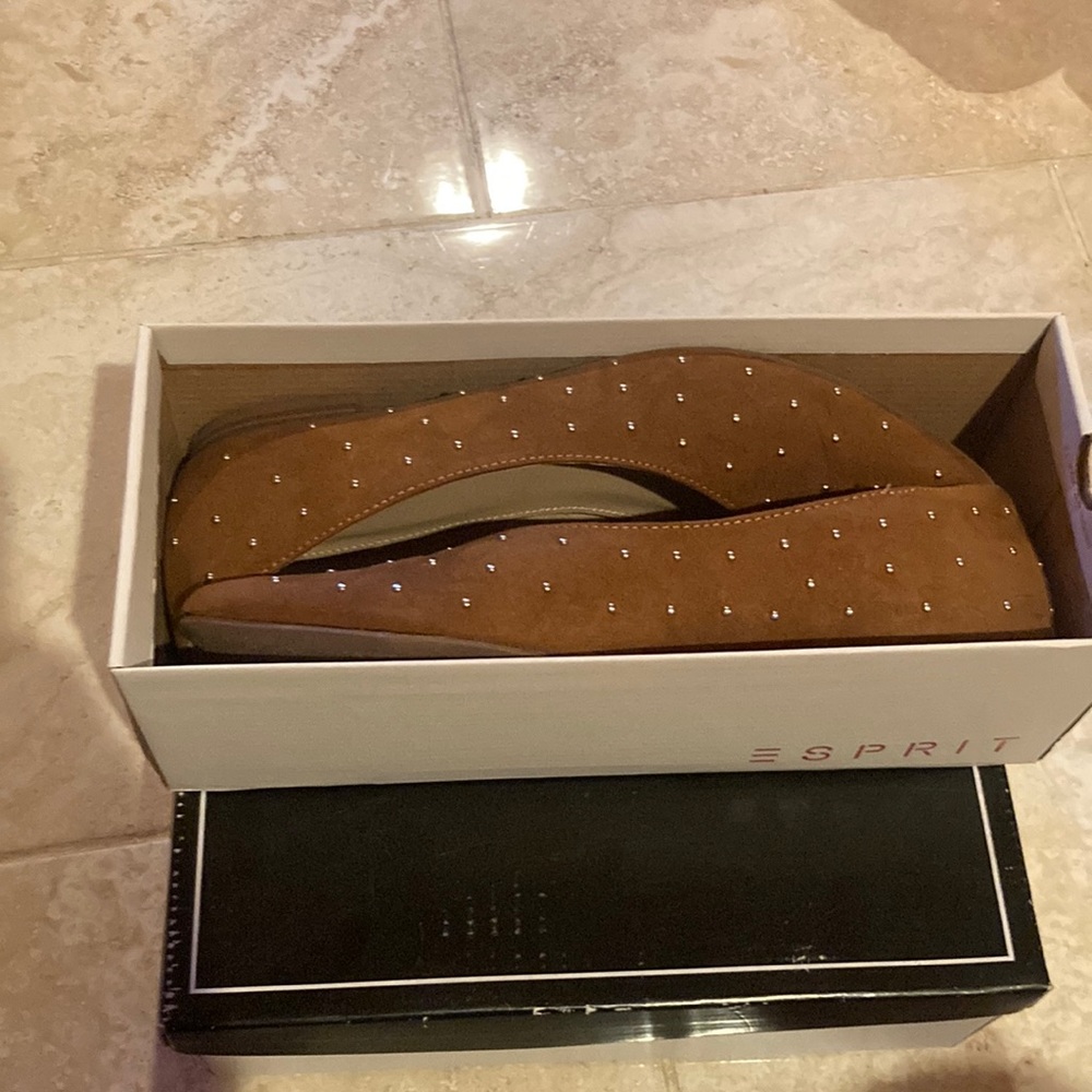 Slip on flats